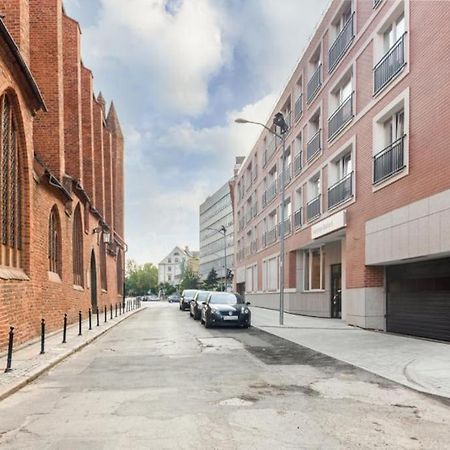 Modern Riverside Apartment With Free Parking Space 슈체친 외부 사진